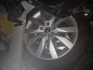 Skoda Octavia Reifen Bild 3