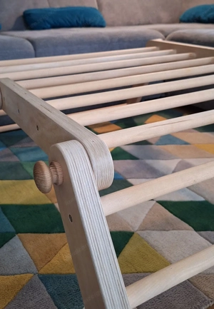 Kletterdreieck, Pikler-Dreieck mit Rutsche Bild 2