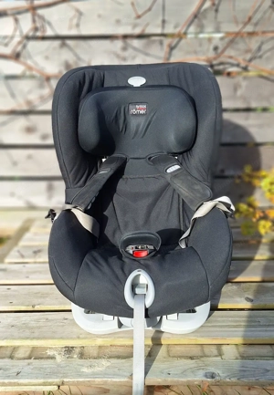 schwarzer Kindersitz Britax Römer King II LS Bild 2