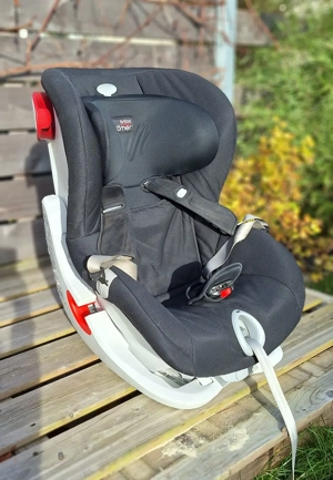 schwarzer Kindersitz Britax Römer King II LS Bild 3