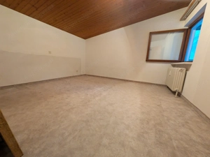 Verkaufen 3 Zimmer Dachgeschosswohnung provisionsfrei (sofort verfügbar) Bild 5