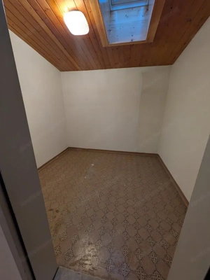Verkaufen 3 Zimmer Dachgeschosswohnung provisionsfrei (sofort verfügbar) Bild 6