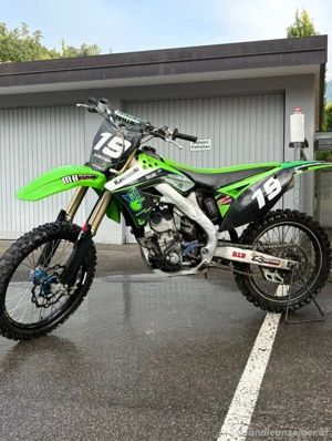 Kawasaki kx250f Bild 2