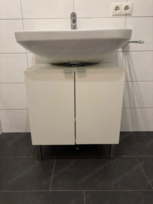 Waschbeckenunterschrank 
