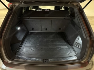 Volkswagen Touareg 3.0 V6 TDI Elegance | ACC | LaneAss. | Erstbesitz Bild 10