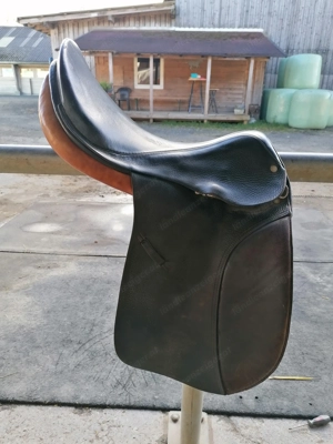 Röösli Dressursattel, gebraucht, neu gepolstert Bild 4