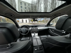 BMW 5er-Reihe 530d Kombi Bild 11