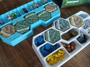 Suburbia Collectors Edition Bild 3