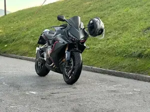 Honda CBR 650ra Bild 4