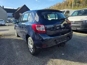 Dacia Sandero Bild 2