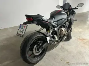 Honda CBR 650ra Bild 3