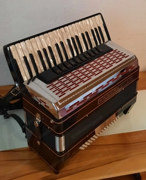 Akkordeon Goldgruber Bild 2