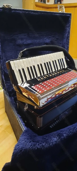 Akkordeon Goldgruber Bild 3