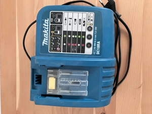 Makita Ladegerät als Ersatz fürs Auto oder die Baustelle, Garage, Keller ...