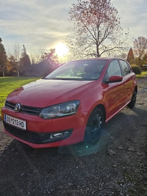 VW Polo Comfortline 1,2 TSI Limousine Bild 2