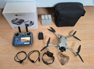 Drohne DJI Mini 4 Pro Fly More Combo + Filter & 256GB SD Karte