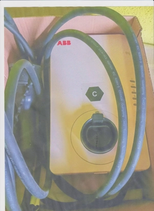 Günstige AC-Wall Box mit Ladekabel Typ 2