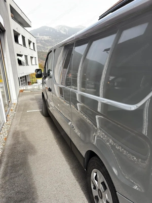 Renault Trafic - viel Platz, ideal für Handwerk & Transport Bild 4