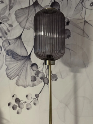 Stehlampe in Messing Bild 2