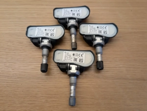 Mercedes Reifendrucksensoren RDK 4 Stück