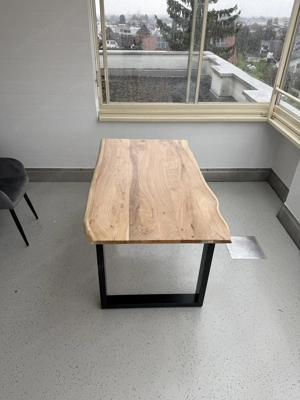 Massiver Akazie-Baumkanten-Esstisch 140 80   nagelneu & hochwertige Qualität Bild 2