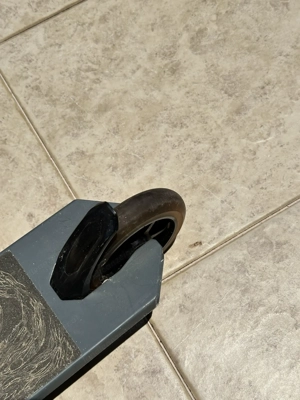 Kinder Scooter für Stunts etc. Bild 3