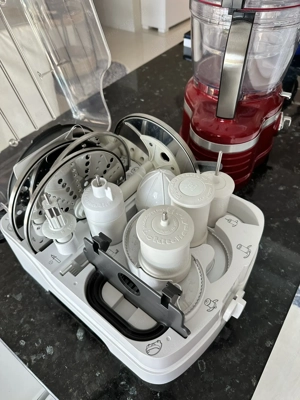 KitchenAid 4.0 L Food Processor in rot Bild 3