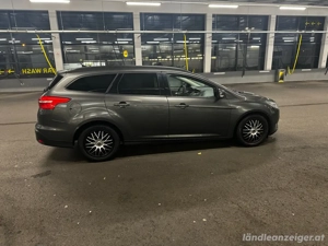 Ford Focus TR Trend 1,0 Ecoboost Bild 6