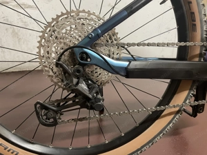 Cube Reaction Hybrid Race 750, 27,5'', switchblue'n'black Bild 8