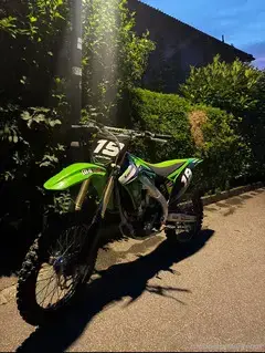 Kawasaki kx250f Bild 4