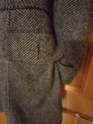 Damen Mantel Grösse M ein Knopf feht Bild 4