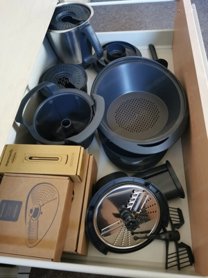 Thermomix TM6 mit viel Zubehör