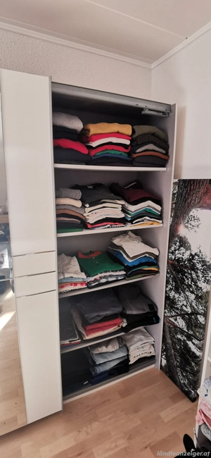 Kleiderschrank zu verschenken Bild 4