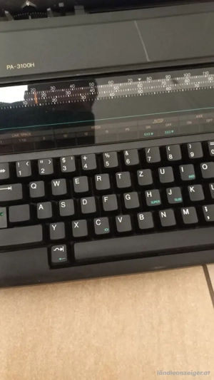 Schreibmaschine  Bild 2