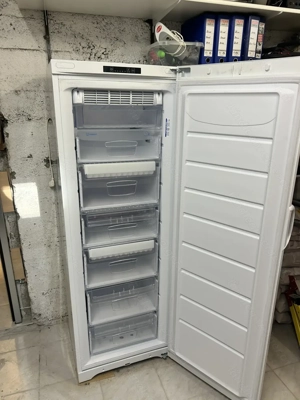 Indesit Gefrierschrank Bild 4