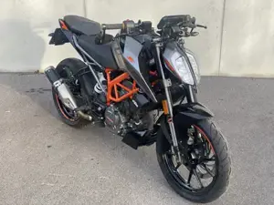 KTM Duke 125 - Neues Modell ab 2021 Naked Bike