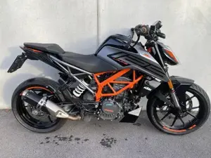 KTM Duke 125 - Neues Modell ab 2021 Naked Bike Bild 2
