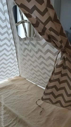 Spielzelt Tipi mit Decke Bild 2