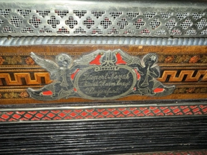 Alte Steirische Harmonika Bild 2