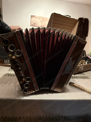 Alte Steirische Harmonika Bild 3