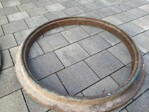 Schachtdeckel mit Ring