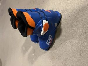 Schischuhe 22.5 blau orange