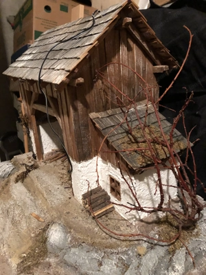 Krippen Orientalisch und Alpenländisch Bild 3