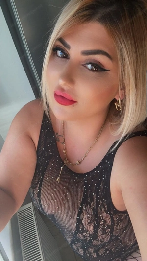 Deea gute blowjob nur kurz da Bild 6