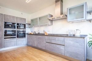 Wohnung voll möbliert mit 2 Zimmer Bild 6