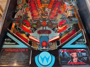 Flipper Terminator T2 Wie neu!