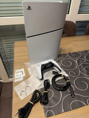 PlayStation 5 Slim  Bild 3