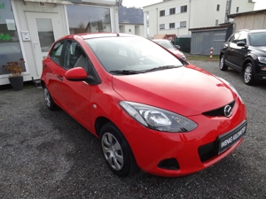 Wenig Kilometer Mazda 2  1.3 Implus CE PRO !! 4 Zylinder !! Bild 3