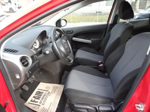 Wenig Kilometer Mazda 2  1.3 Implus CE PRO !! 4 Zylinder !! Bild 6