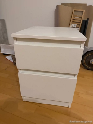 Nachtkästchen zu verschenken